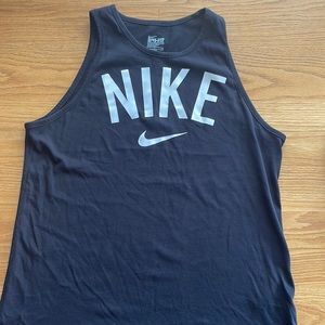 Nike tank